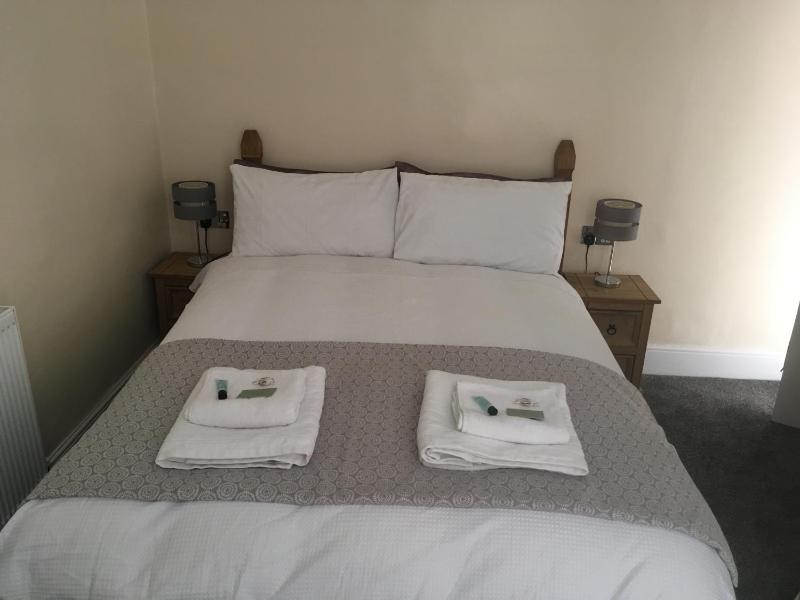 Double Room image 2