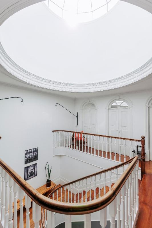 Rosa Et Al Townhouse - image 9