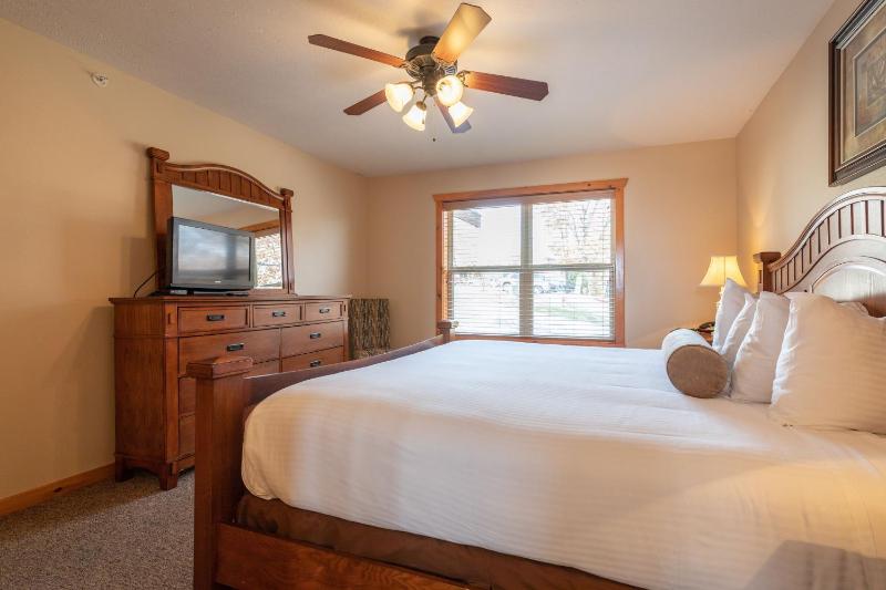 Capital Resorts The Lodges at Table Rock Lake - image 19