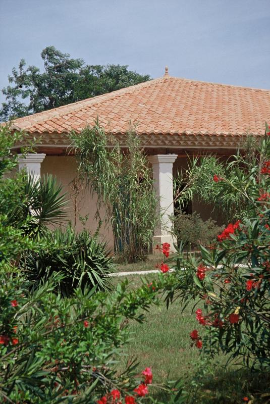 Provençal Double Room image 2