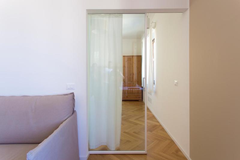 Apartment with Sea View image 3