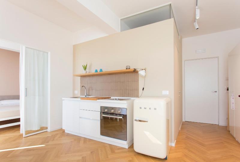 Superior Apartment image 3