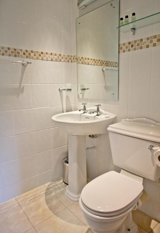 Triple Room image 3