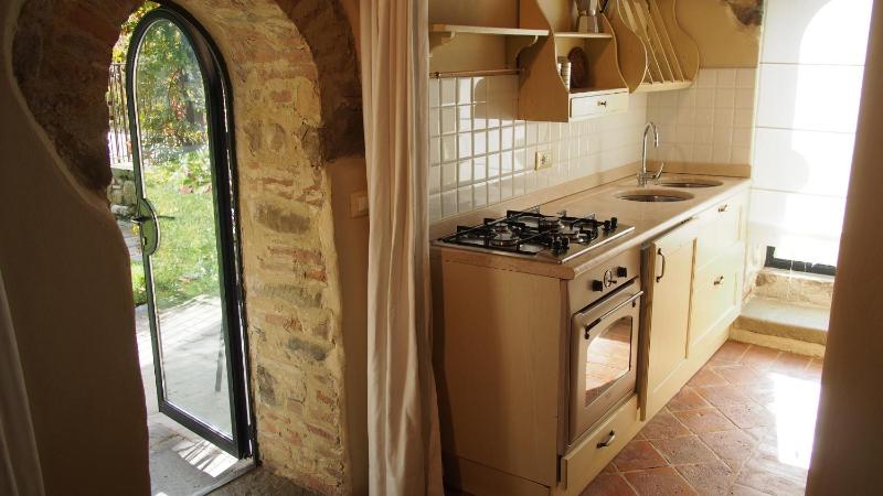 Two-Bedroom Apartment with Garden View image 4