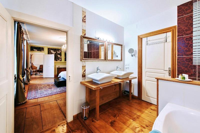 Berthe Suite  image 3