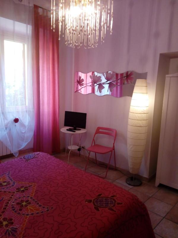 Double or Twin Room with Shared Bathroom image 2