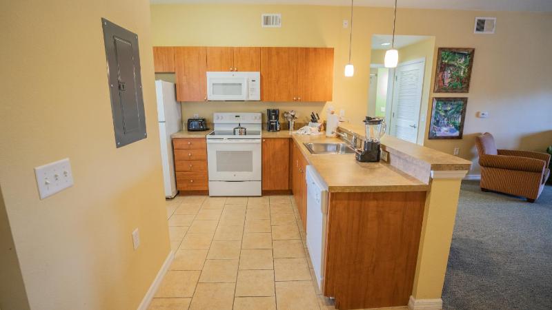 Two-Bedroom Condo with Sofa Bed - Full Kitchen image 3