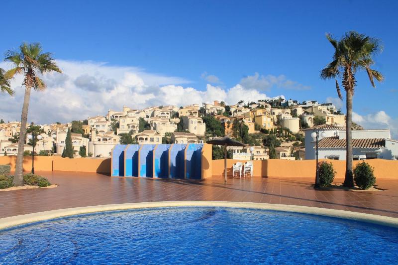 Apartment with Mountain View image 3