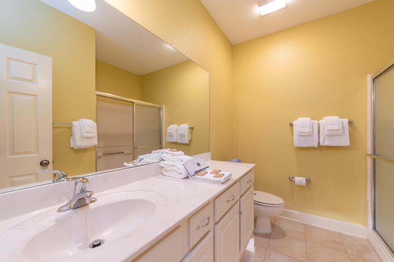 Two-Bedroom Villa image 3
