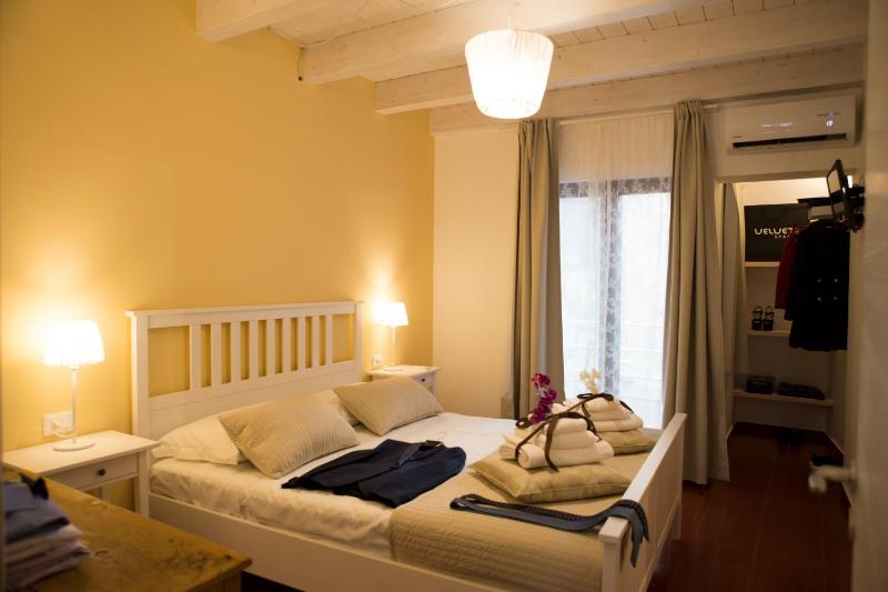 Double Room with Terrace image 4