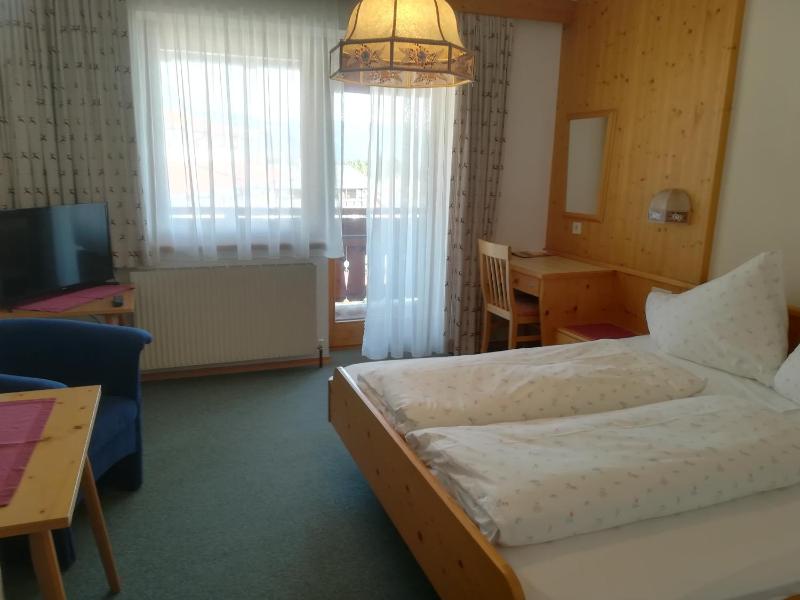 Single Room image 3