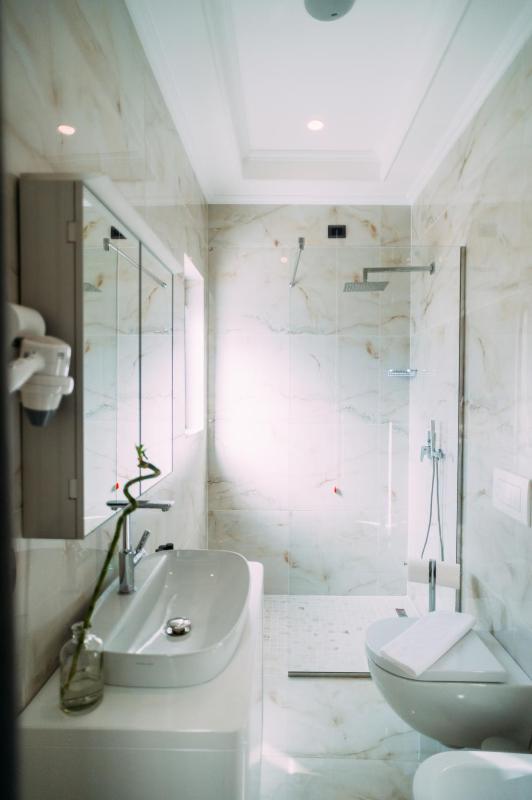 Superior Double or Twin Room image 4