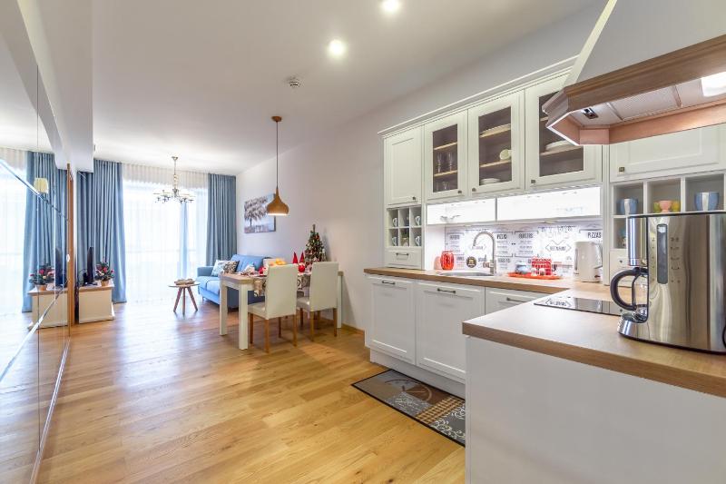 Rotermann Square view Apartment - image 10
