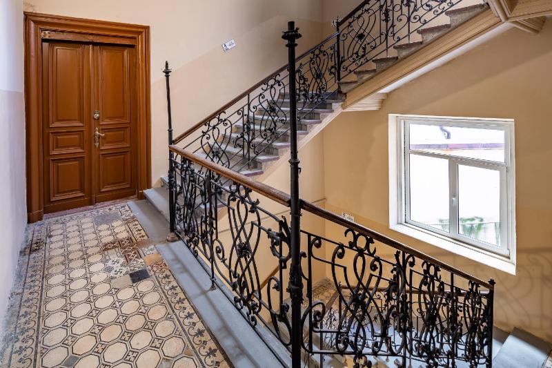 Grand Lviv Apartment I (1 of 3) - image 9