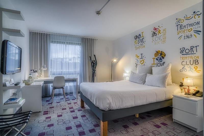 Superior Double Room image 4
