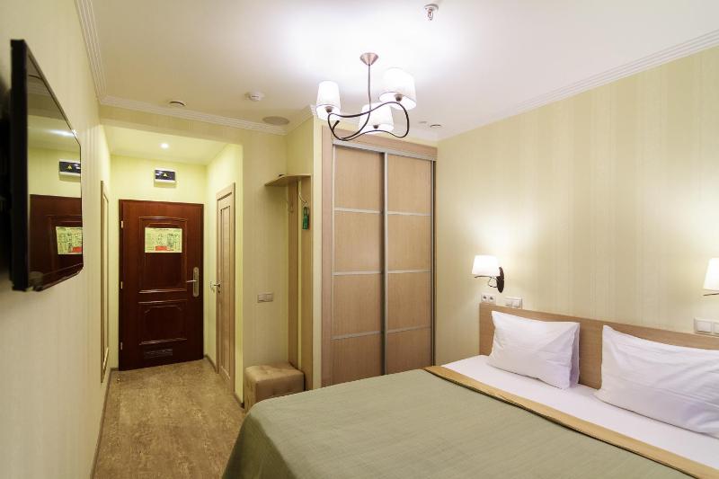 Budget Double Room image 2