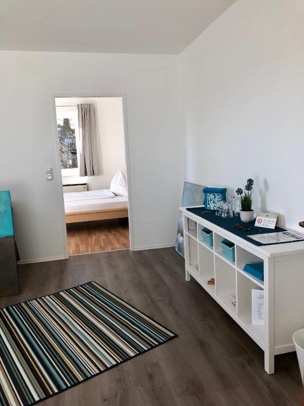 One-Bedroom Apartment image 2