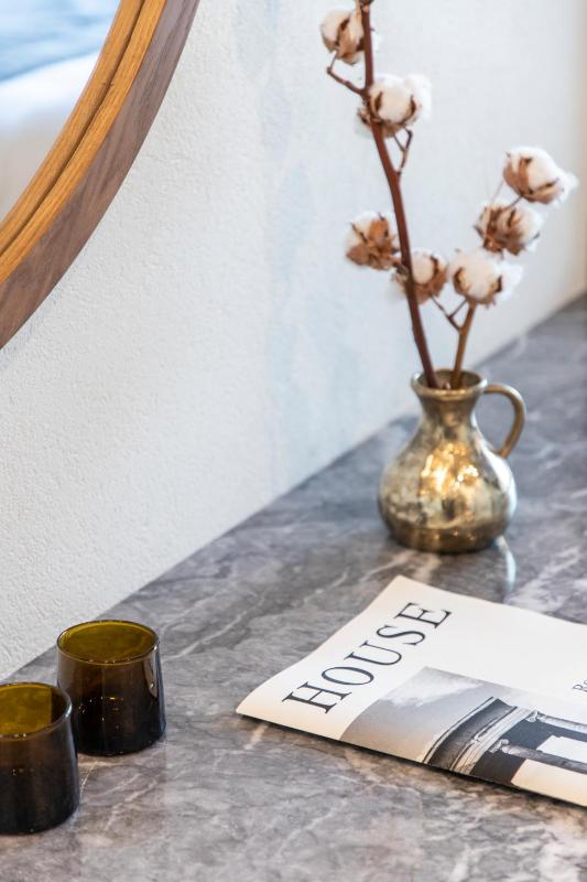 Medium Double Room image 3