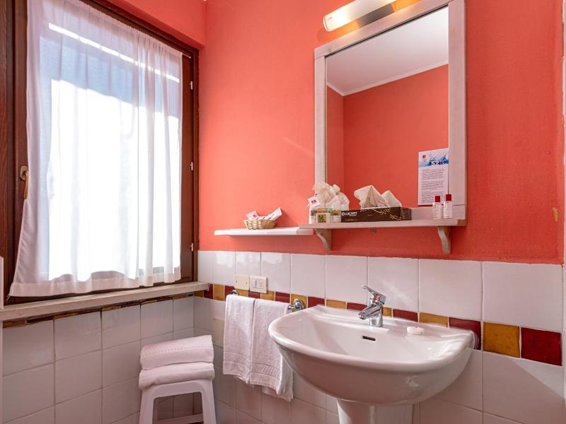 One-Bedroom Apartment (2 Adults) image 2
