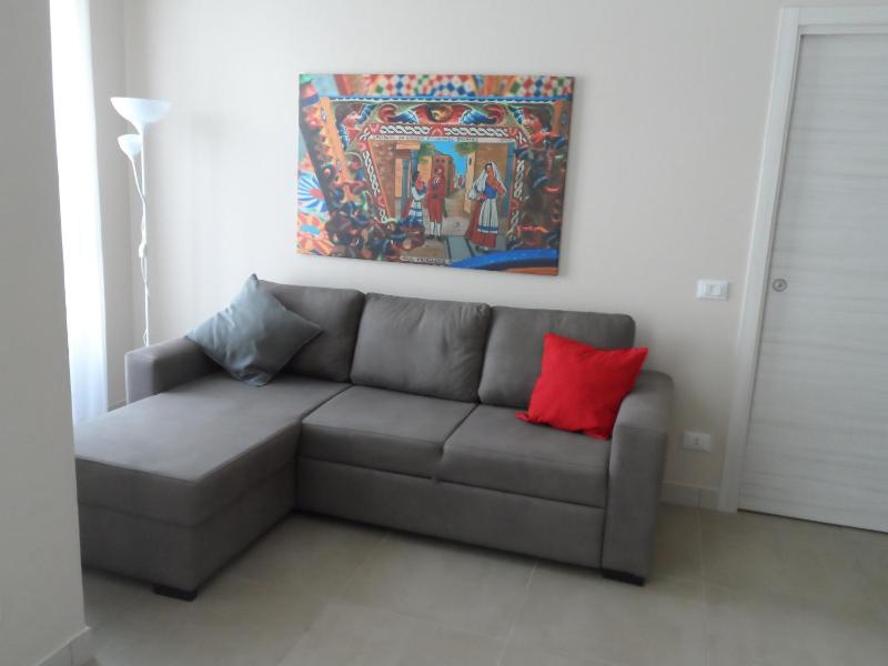 One-Bedroom Apartment image 1