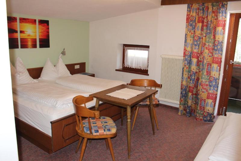 Three-Bedroom Apartment image 3