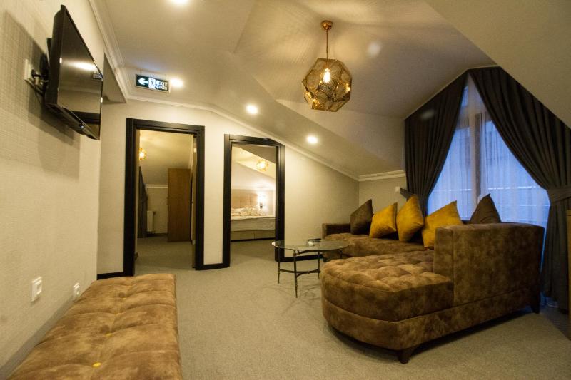 Superior Apartment with Terrace image 3