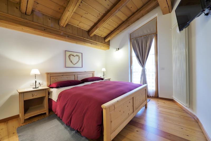 Double Room image 3