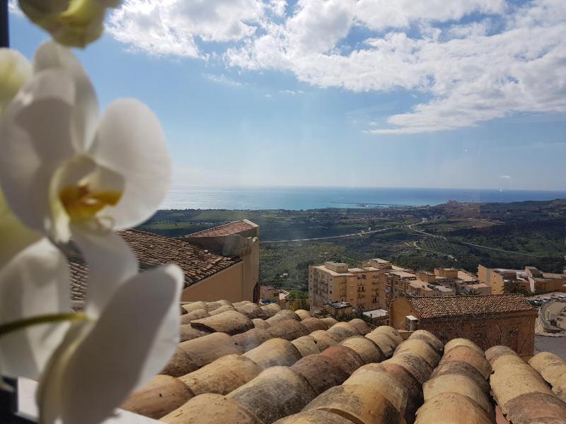Atenea Luxury Suites - Atenea Collection - image 11