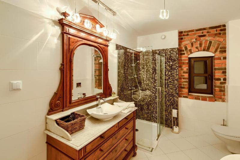 Apartment image 3