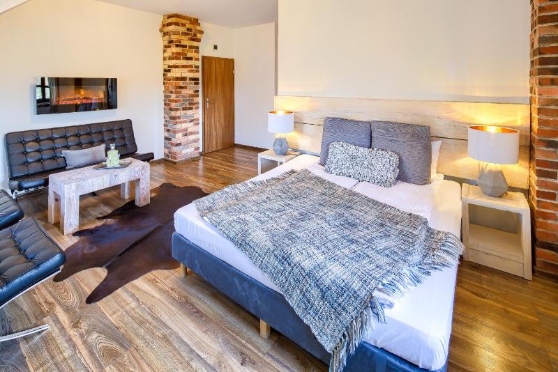 Deluxe Double Room image 1