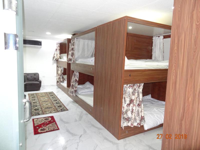 Bunk bed in Mixed Dormitory room (Non Arab & Egyptian) image 3