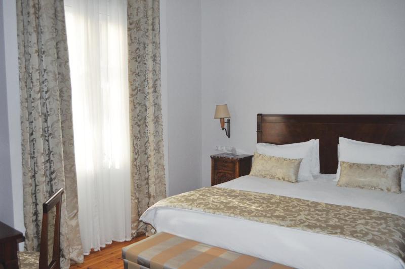 Superior  Room image 3