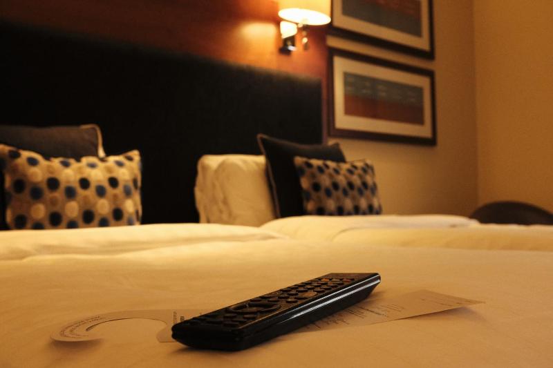 Executive Twin Room image 2