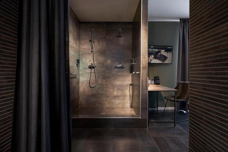 Suite with Sauna image 2