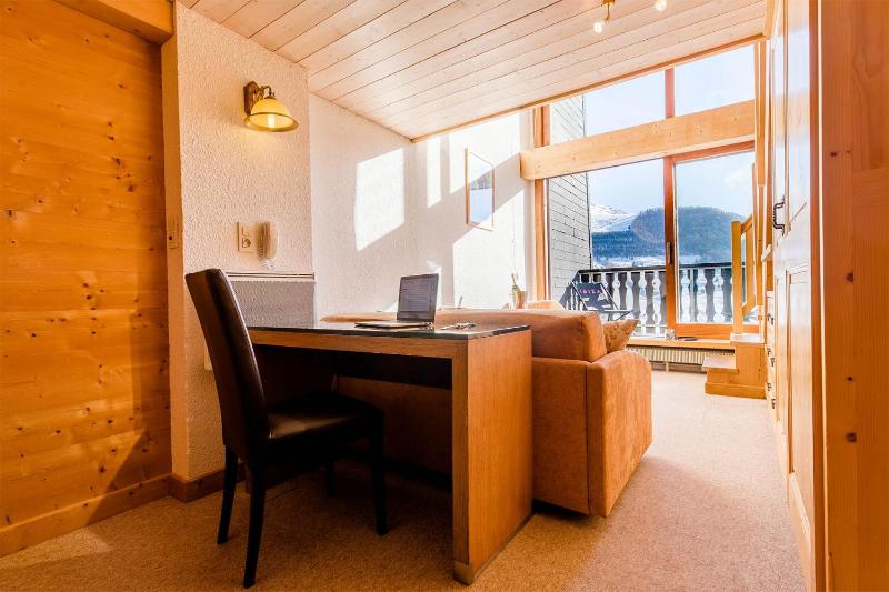 Family Room with Free Children  image 3