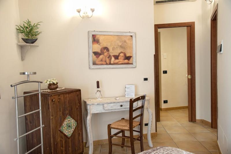 Triple Room image 3