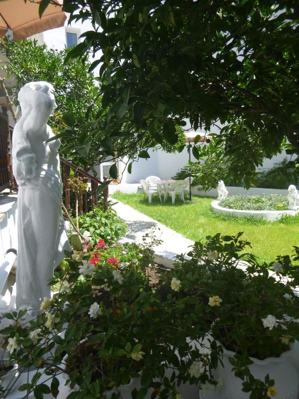 Karafelas Hotel - image 15
