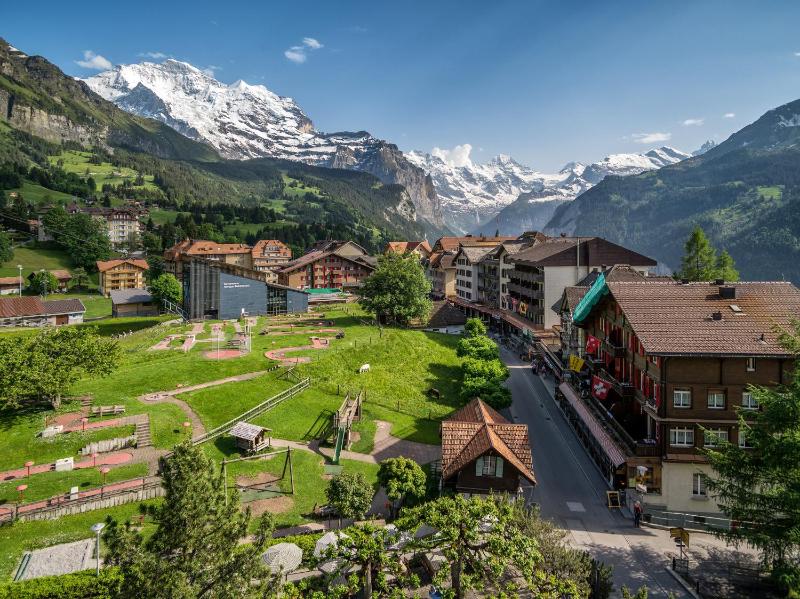 Small Double Room with Balcony and Mountain View  image 4
