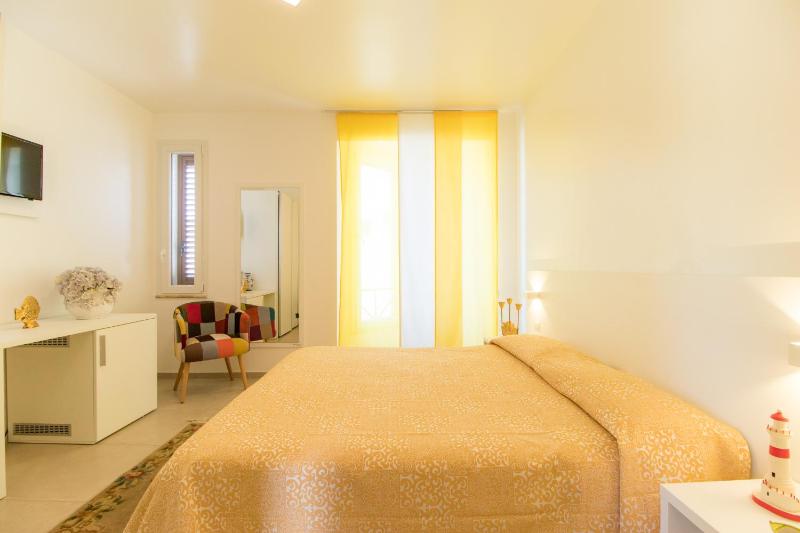 Superior Triple Room image 1