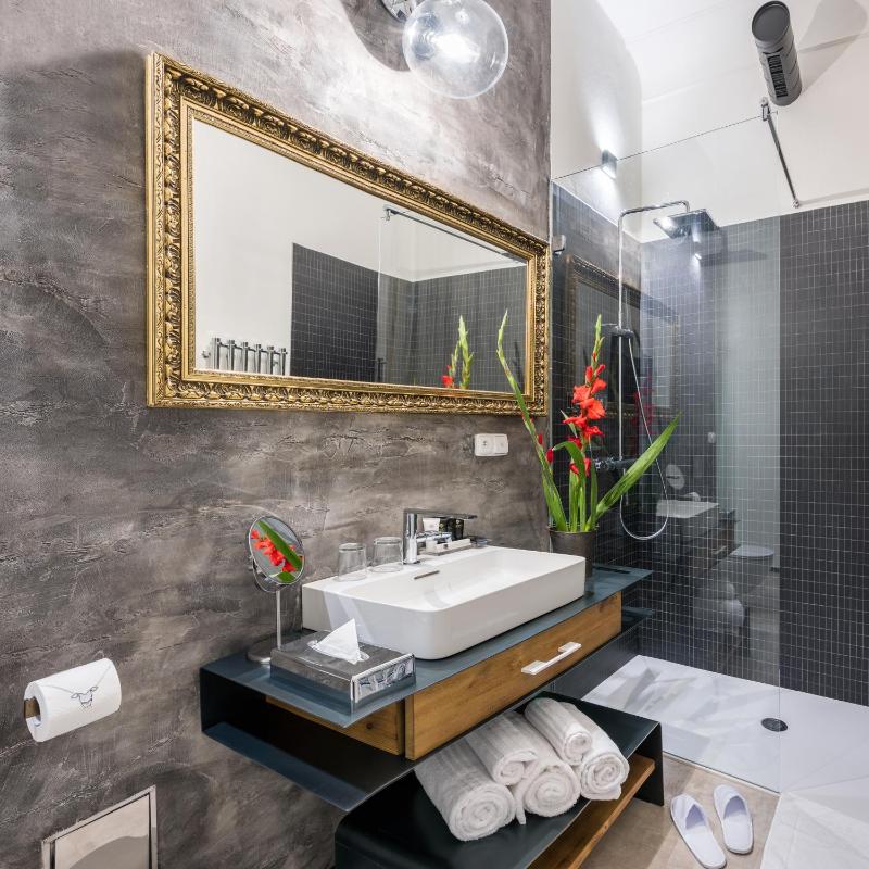 Three-Bedroom Apartment image 4