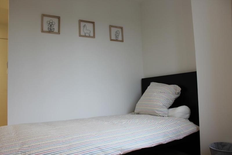 Single Room image 2