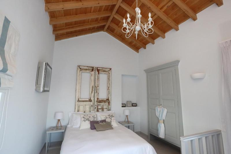 Suite with Terrace and Sea View image 2