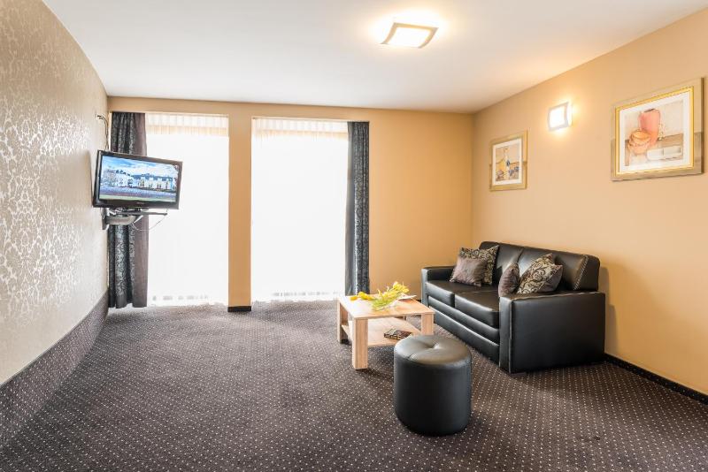 Apartment image 2