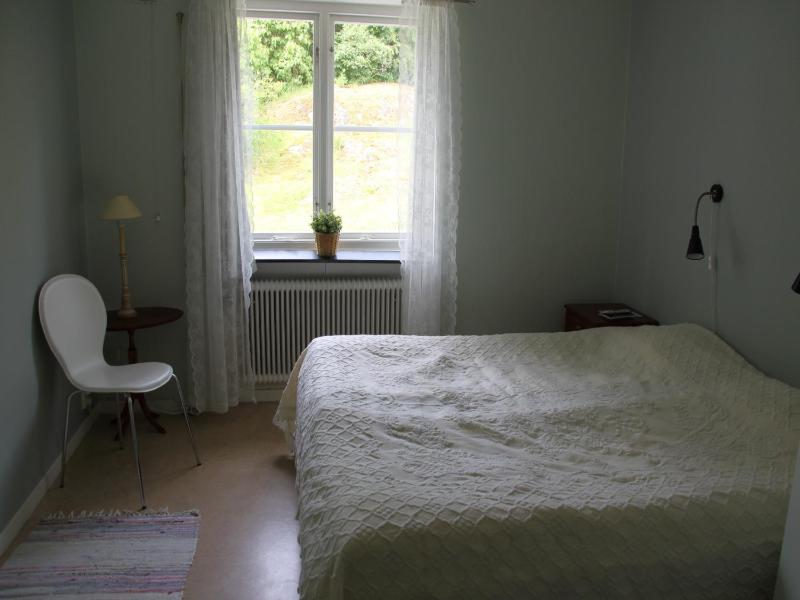Economy Double or Twin Room image 3