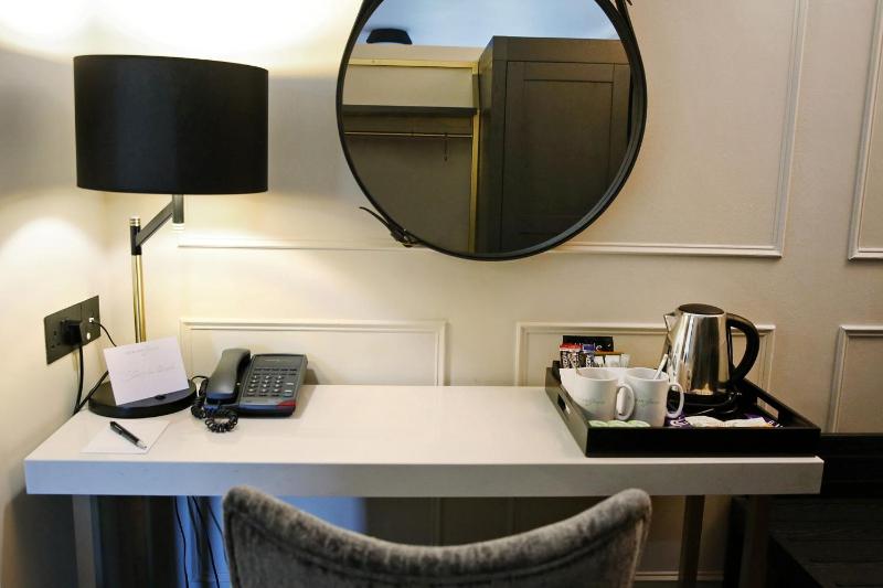 Junior Suite image 3