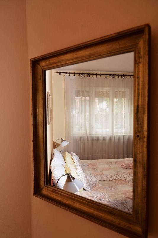 Standard Triple Room image 2