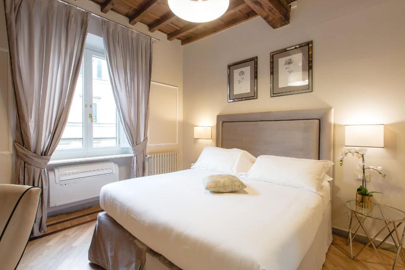 Double or Twin Room image 2