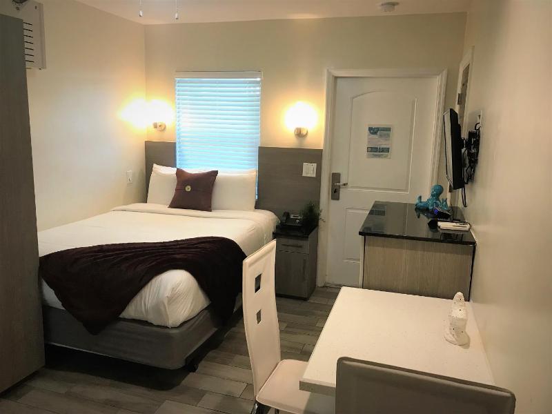 Caribbean Resort Suites - image 28