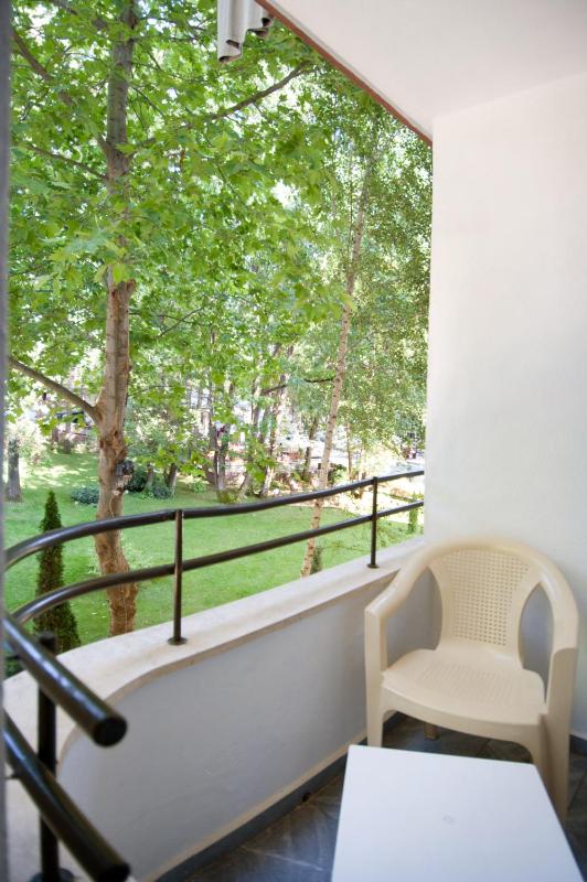 Double Room with Balcony image 1