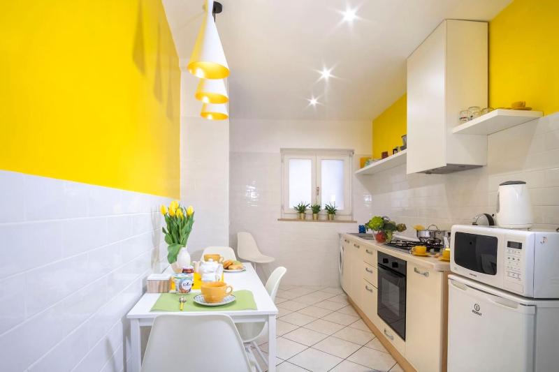 Maison M. - Luxury Apartment in Piazza Tasso - image 17